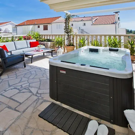 Casa Benita Frühstückspension 4*